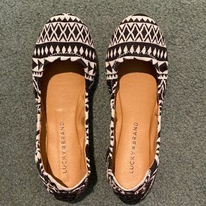 Lucky Brand Echo2 Funky Aztec Pattern Flats